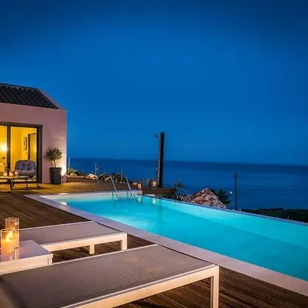 ヴィラ Skala Sleeps 3 Pool Air Con Wifi *